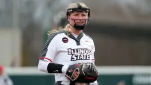 Hannah Meeks on the mound for Illinois State Softball.