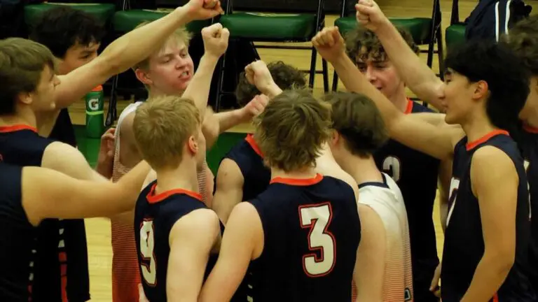 Naperville North boys volleyball knocks off Waubonsie Valley in a three-set thriller