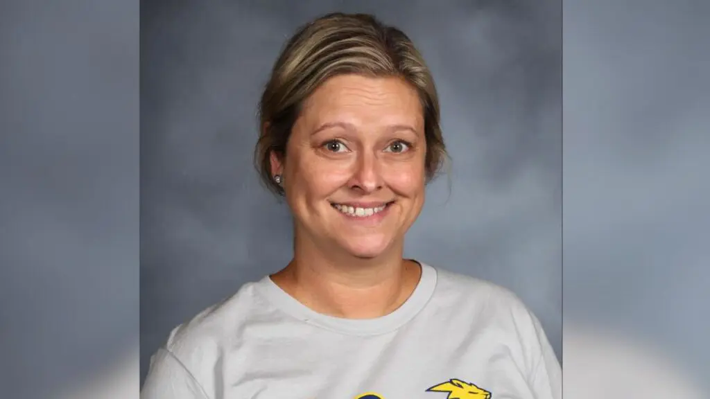 Laura Walan headshot - Neuqua teacher recently named Health Education Teacher of the Year