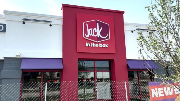 The Naperville Jack in the Box building