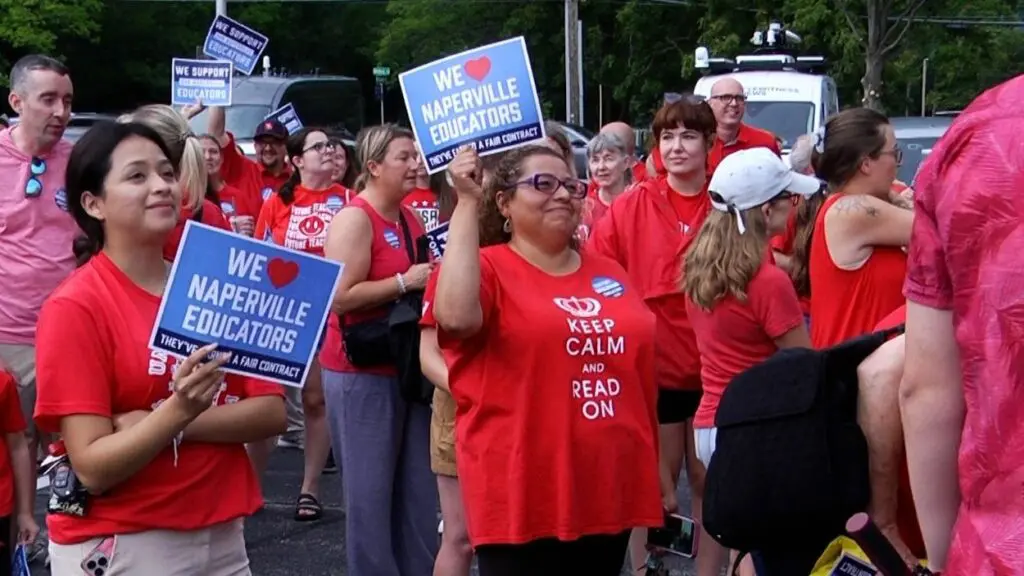 A picture of Naperville School District 203 teachers at a rally amid threats of a strike.