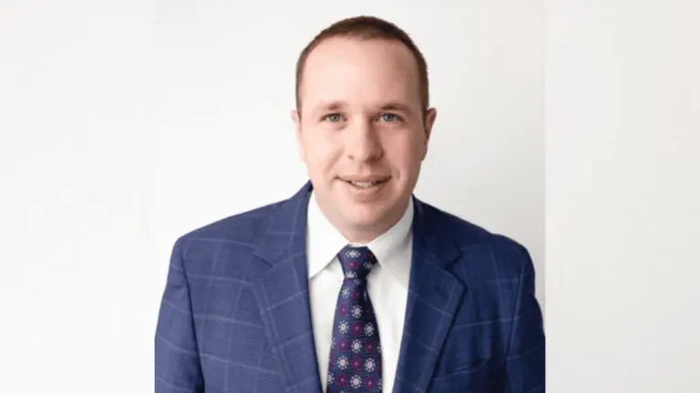 Headshot of Matt Shipley, the Chief School Business Official for Indian Prairie School District 204 and Chair of the Chamber’s Business Works Committee