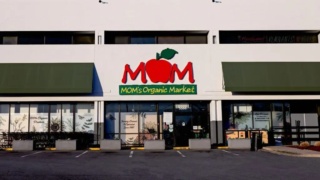 The exterior of a MOM's Organic Market store, which will be opening in Naperville this year.