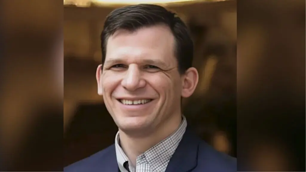 Headshot of Naperville Central teacher Seth Brady