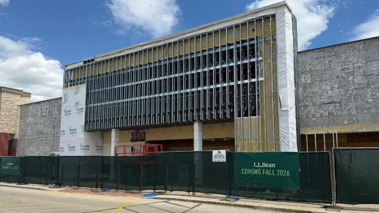 L.L.Bean opening in Naperville’s Westridge Court this October