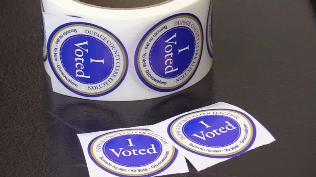 I voted stickers on roll and two loose stickers