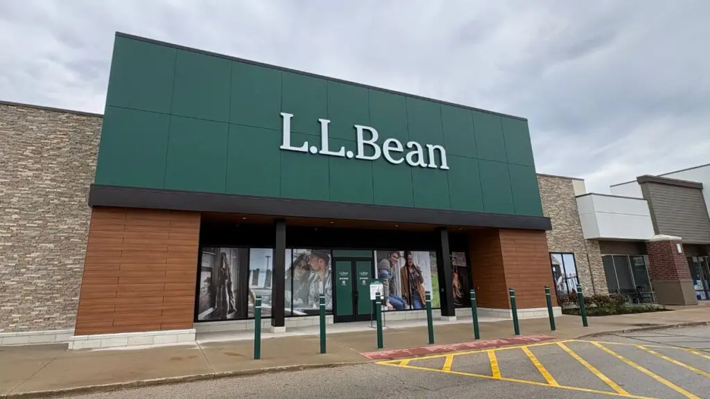 L.L.Bean storefront