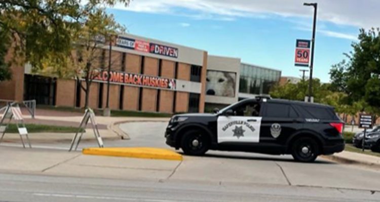 Naperville North Closed Due To Bomb Threat