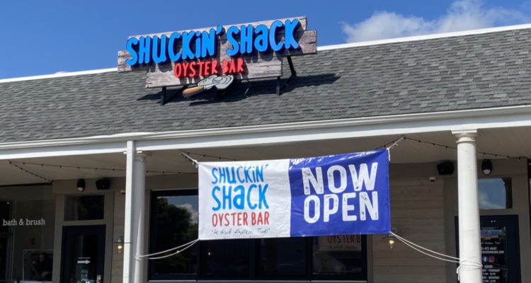 shuckin' shack storefront in Naperville