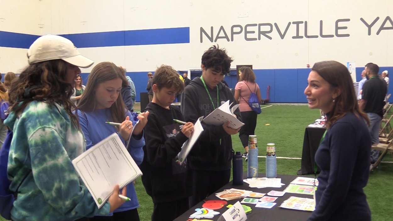 D203 Hosts Career Motive-8 at Naperville Yard | NCTV17