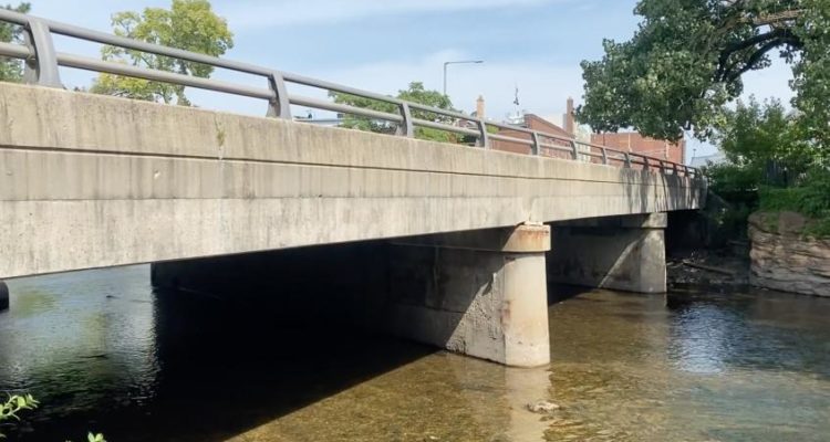 Washington Street Bridge side view