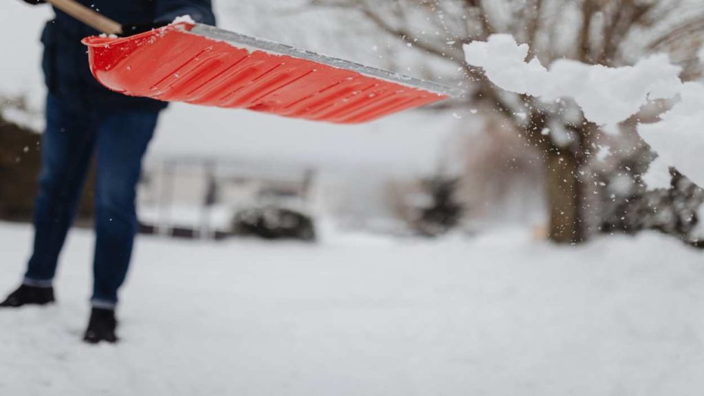How to Stay Safe & Avoid Injury this Winter