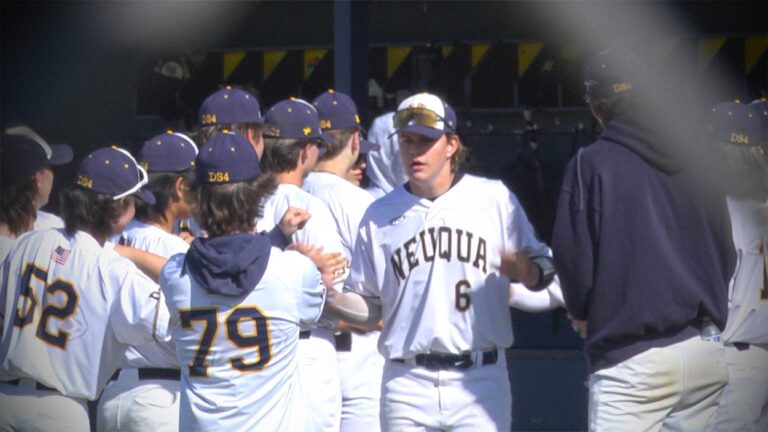 Neuqua Valley starting lineups