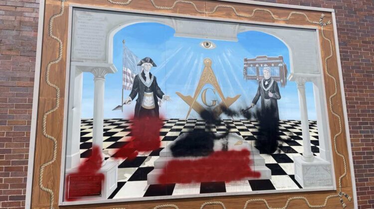“Faith, Hope and Charity” Freemasons’ mural in downtown Naperville.