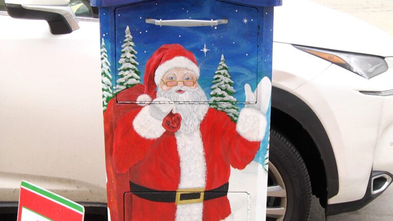 Santa mailbox in downtown Naperville
