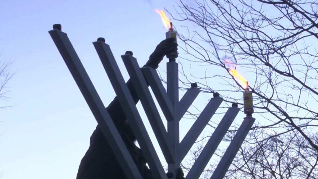 2022 giant menorah lighting in Naperville to celebrate Hanukkah