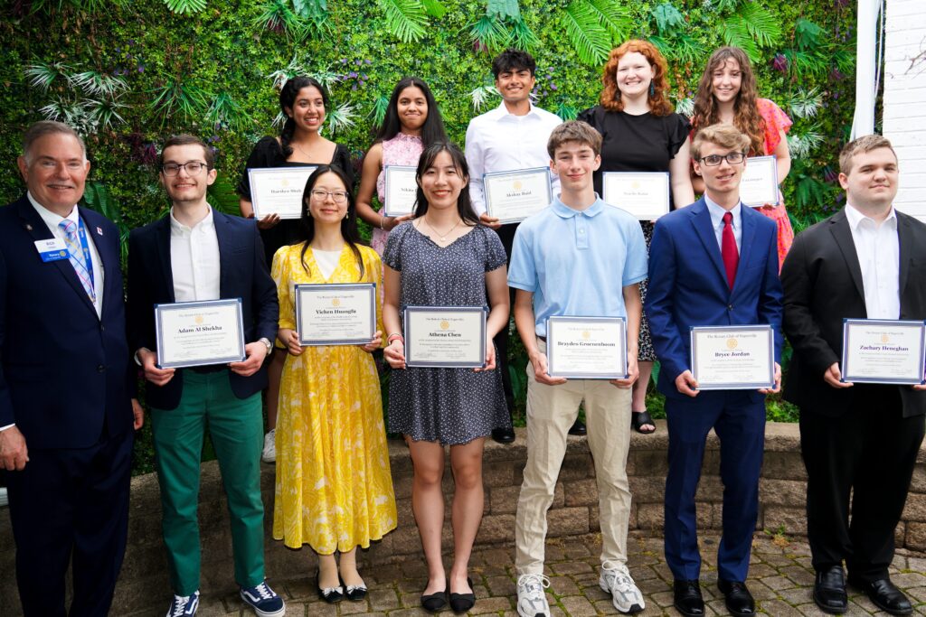 The Rotary Club of Naperville celebrate their 2024 scholarship winners
