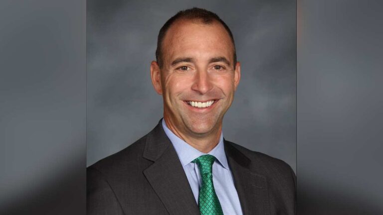 headshot of Waubonsie Valley High School Principal Jason Stipp - named outstanding administrator by Illinois PTA