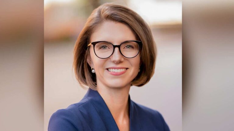 headshot of Megan Lynch, new executive VP of advancement at Loaves & Fishes