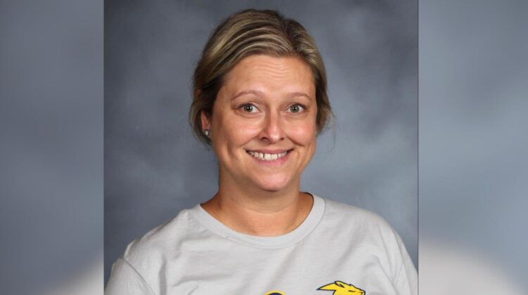 Laura Walan headshot - Neuqua teacher recently named Health Education Teacher of the Year