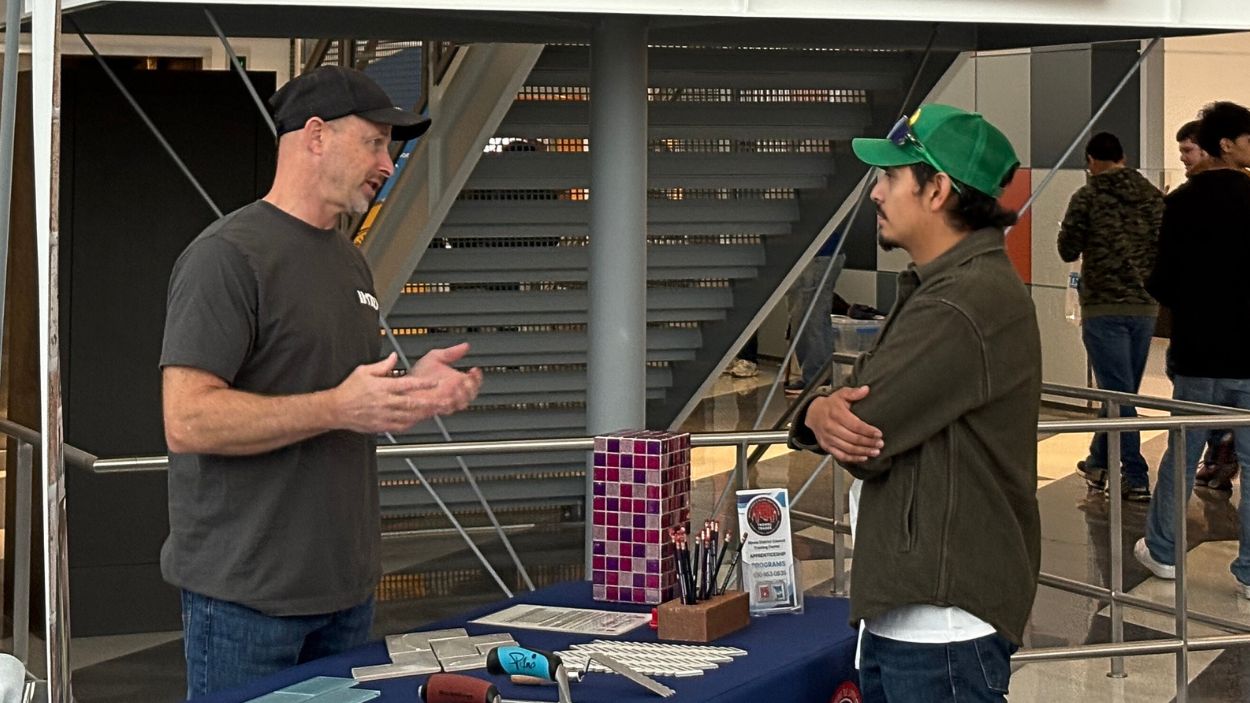 DuPage County Trade Apprenticeship Expo sees record attendance – NCTV17