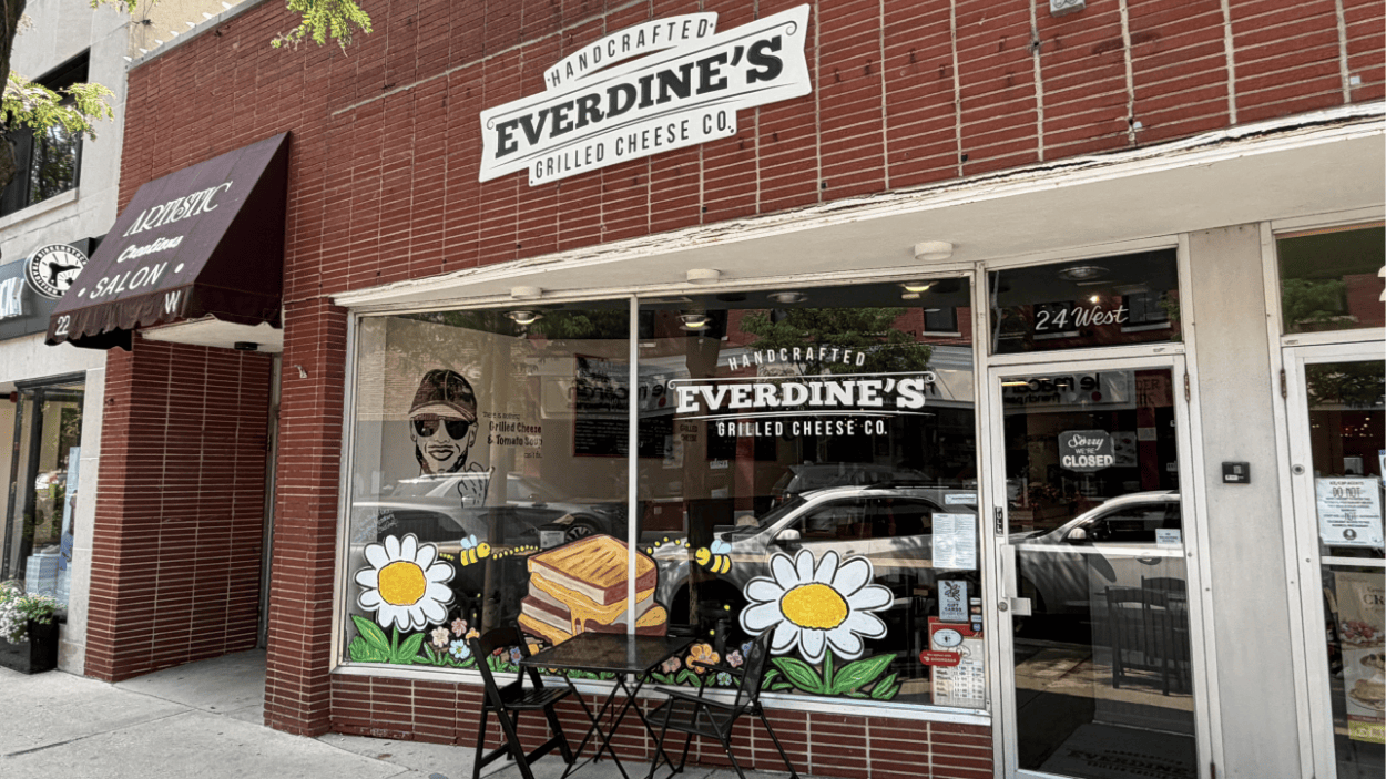 Everdine’s, Nike closing in downtown Naperville