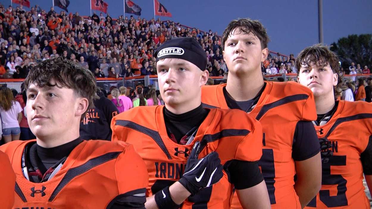 Normal Community football pushes past Neuqua Valley 46-13 | NCTV17